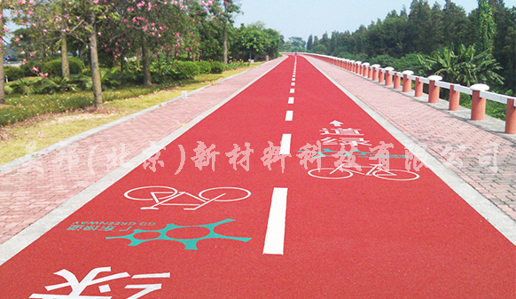 彩色路面長期在日曬雨淋的環(huán)境下會褪色嗎?