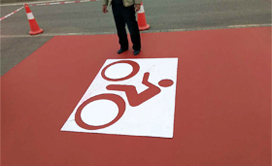 陶瓷顆粒彩色防滑路面標(biāo)識(shí)標(biāo)線制作